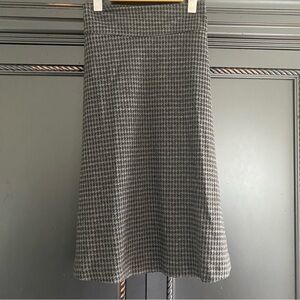 Vintage Tweed Aline Skirt Black and Grey Size 8